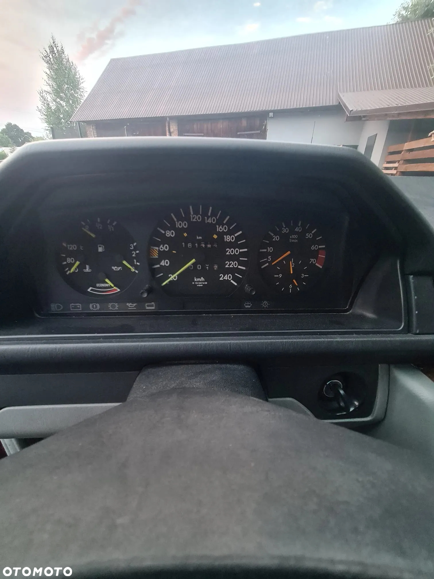 Mercedes-Benz W124 (1984-1993) - 18