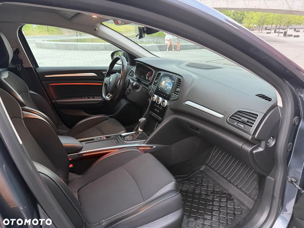 Renault Megane 1.3 TCe Intens EDC - 16
