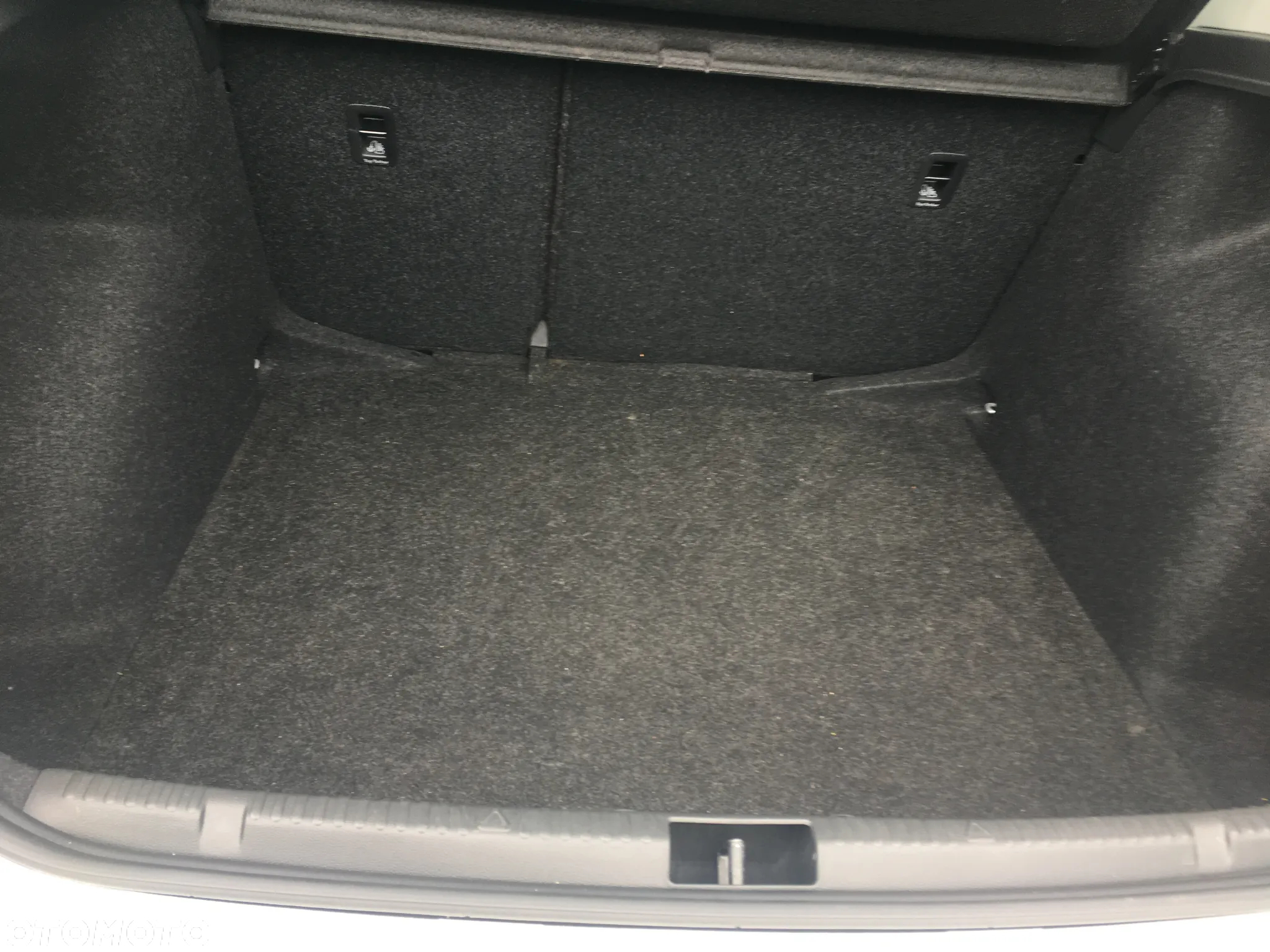 Skoda RAPID 1.0 TSI Ambition - 11