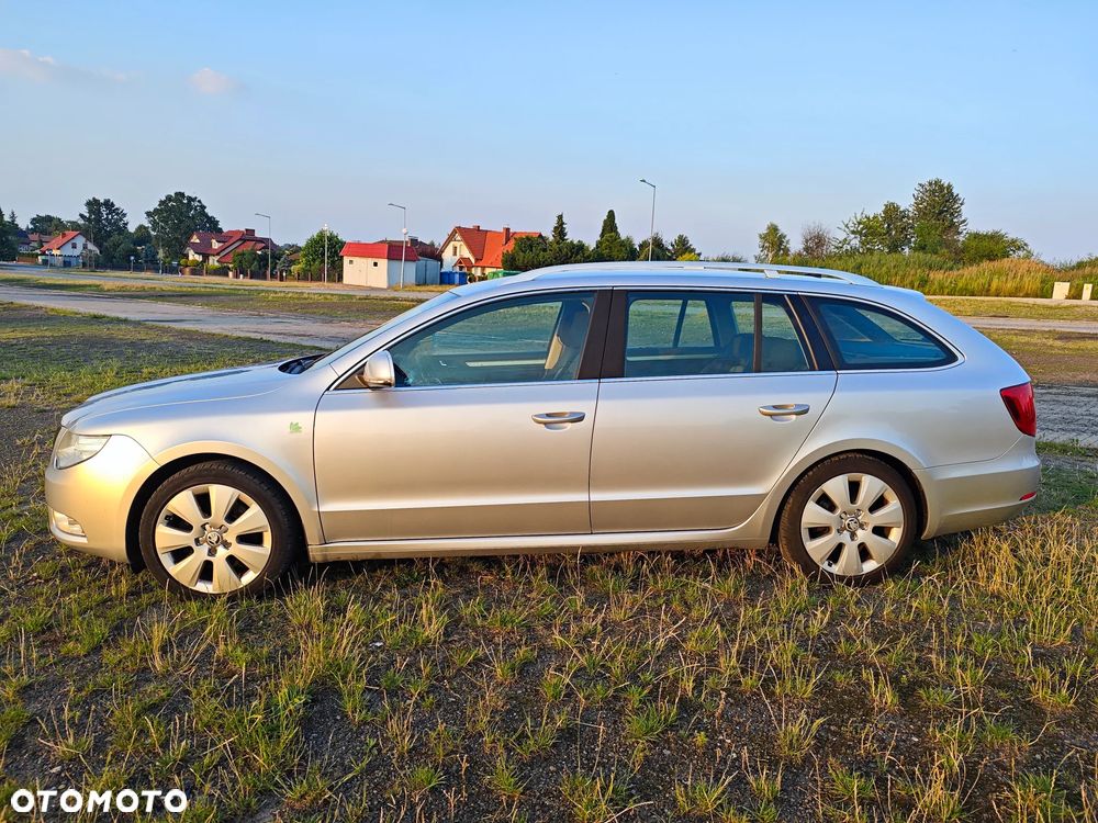 Skoda Superb 1.6 TDI Comfort / Active Greenline - 5