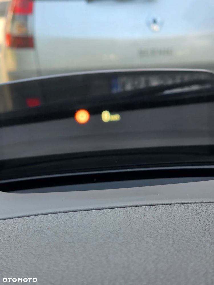 BMW Seria 2 220i Luxury Line - 28