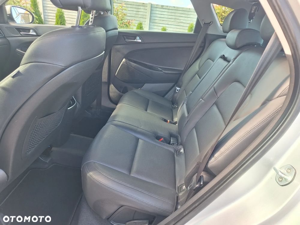 Hyundai Tucson 2.0 CRDi 4WD Automatik Premium - 21
