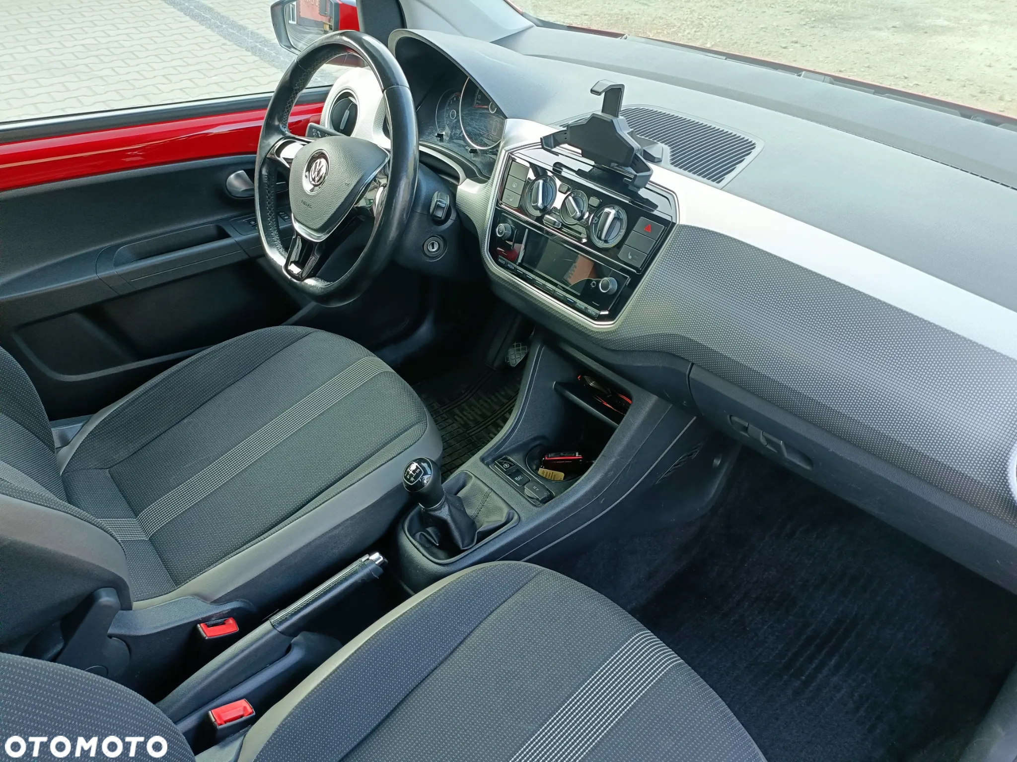 Volkswagen up! 1.0 take - 11