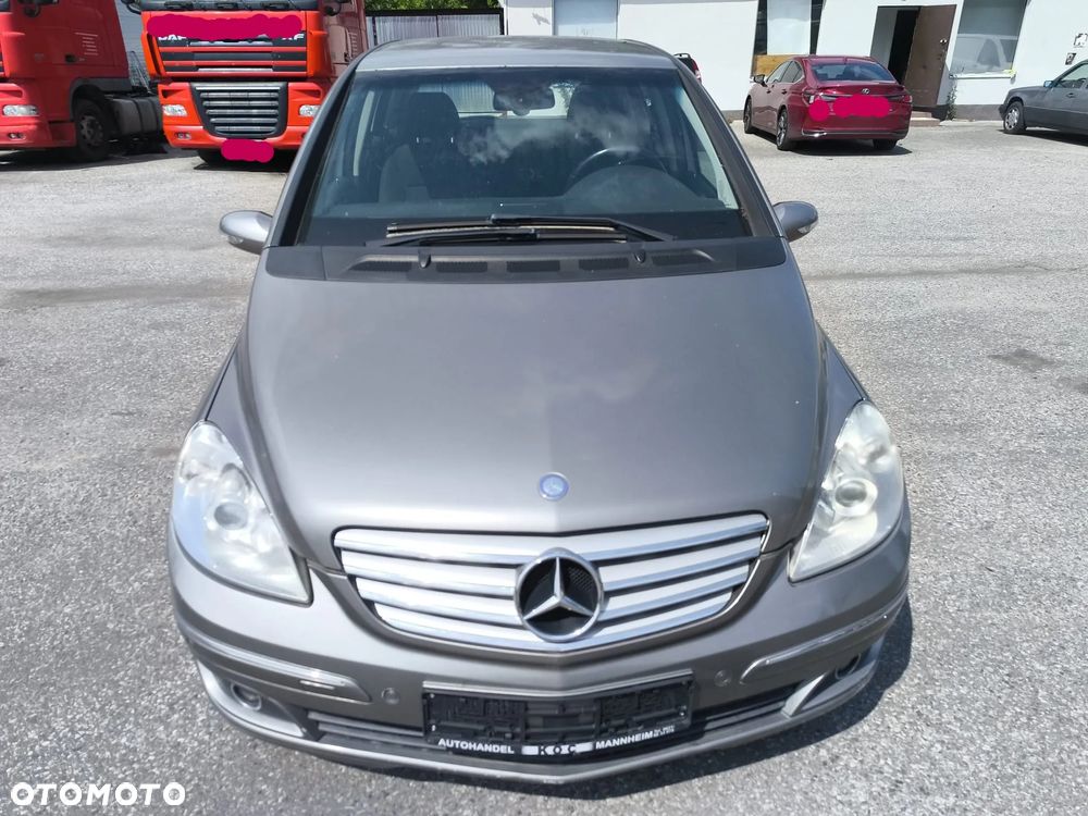 Mercedes-Benz Klasa B - 2