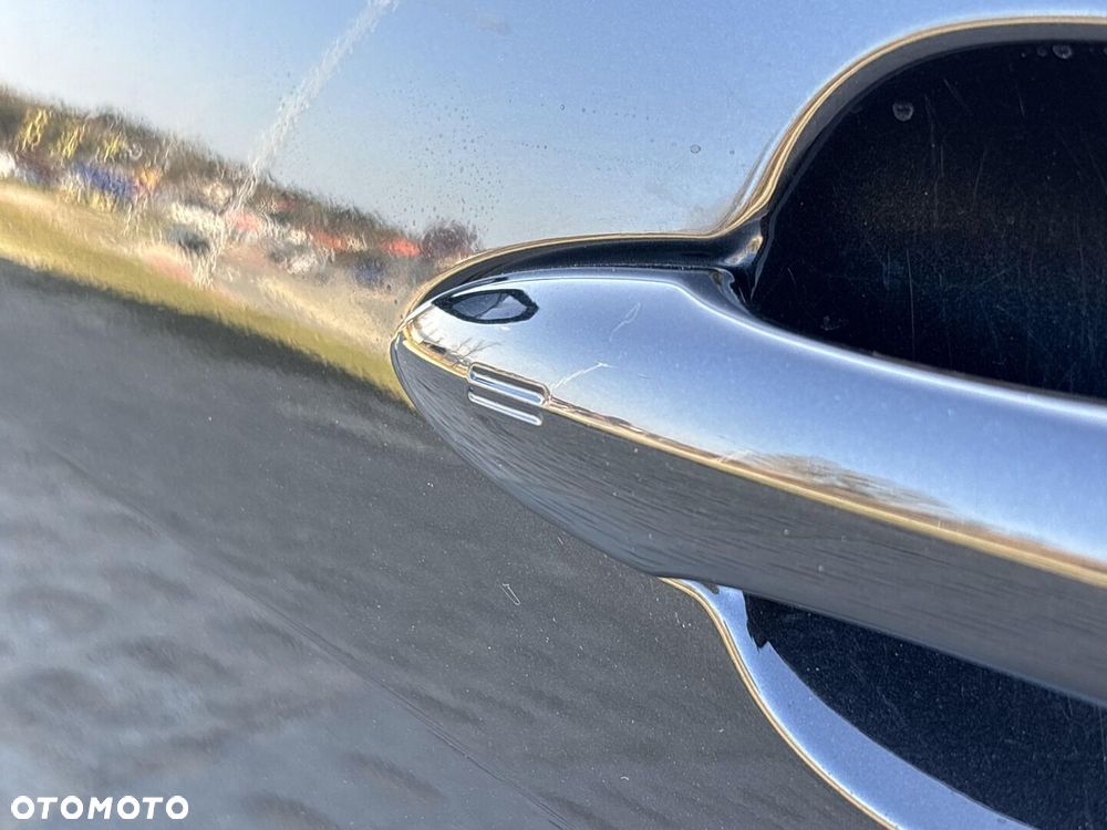 Toyota Yaris Hybrid 1.5 Comfort - 12