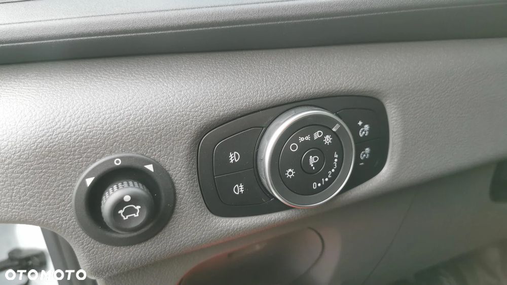 Ford TRANSIT - 14