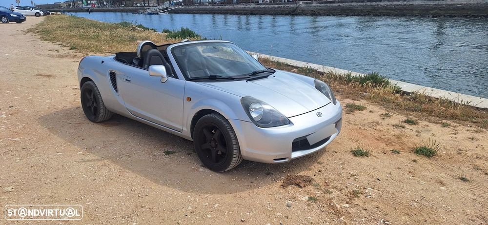 Toyota MR2 Roadster - 14