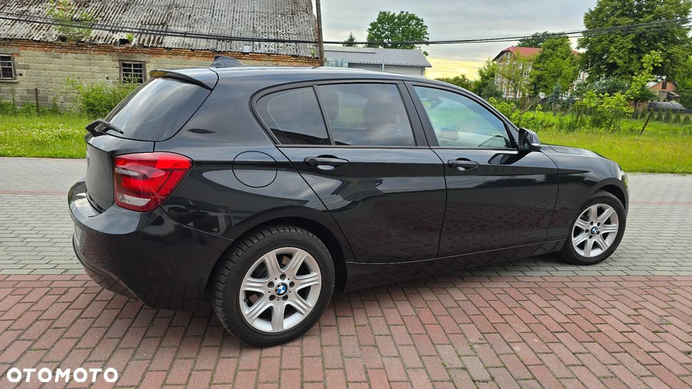BMW Seria 1 116i Sport Line - 32