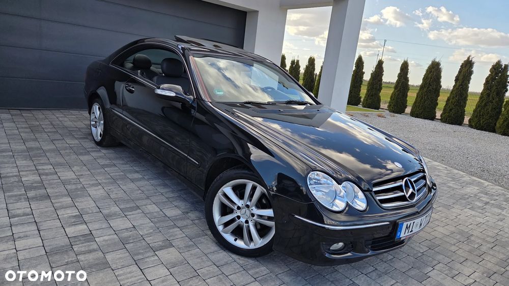 Mercedes-Benz CLK - 9