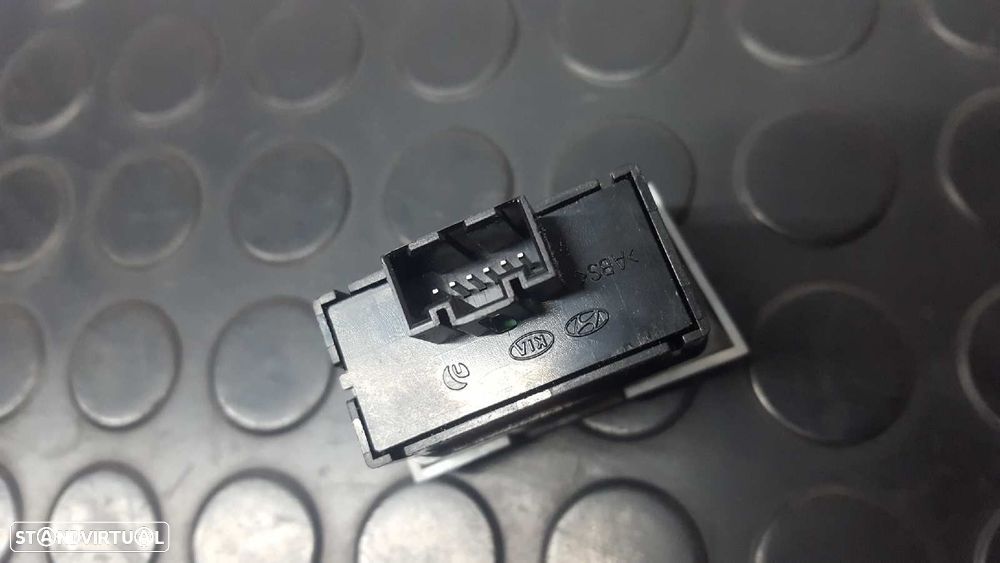 COMANDOS MULTIFUNÇÕES HYUNDAI I10 SLE - 6