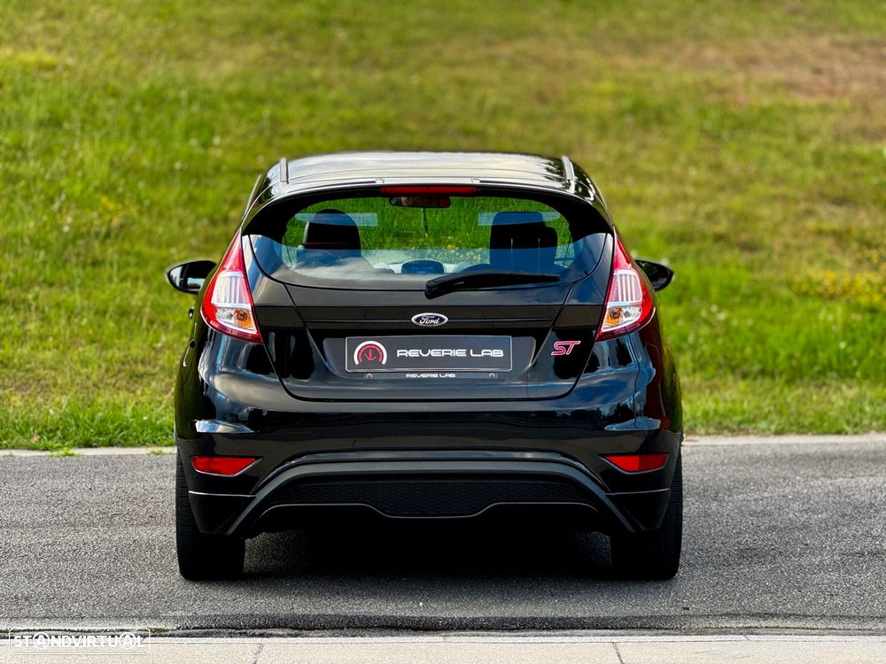 Ford Fiesta 1.6 EcoBoost c/ Pack Pele Desportiva ST - 6