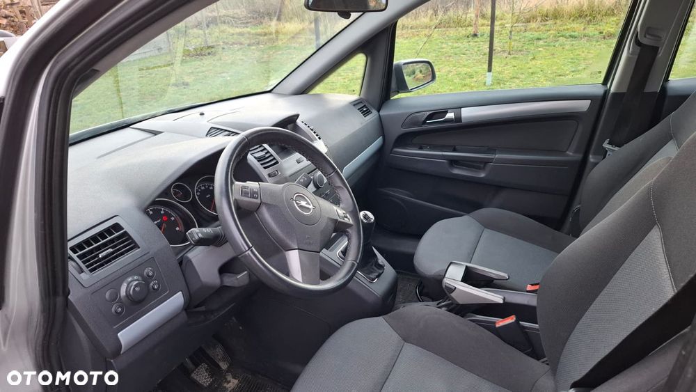 Opel Zafira 1.9 CDTI - 2