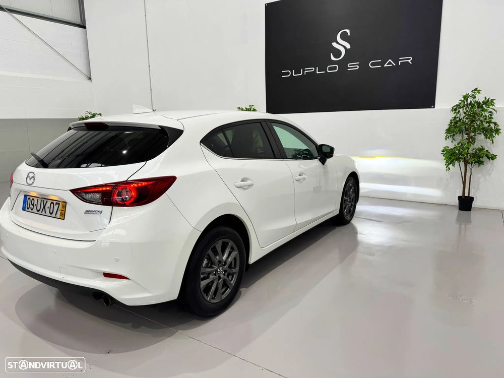 Mazda 3 1.5 Sky-G Evolve HS - 8