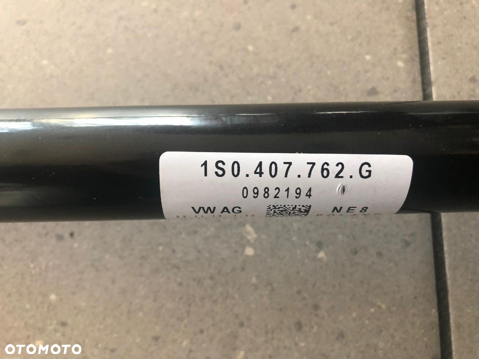 NOWA  VW UP PÓŁOŚ PRAWA 1S0407762g - 2
