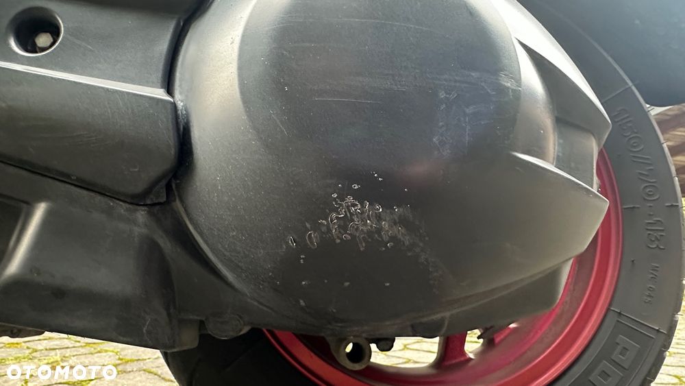 Suzuki Burgman - 17