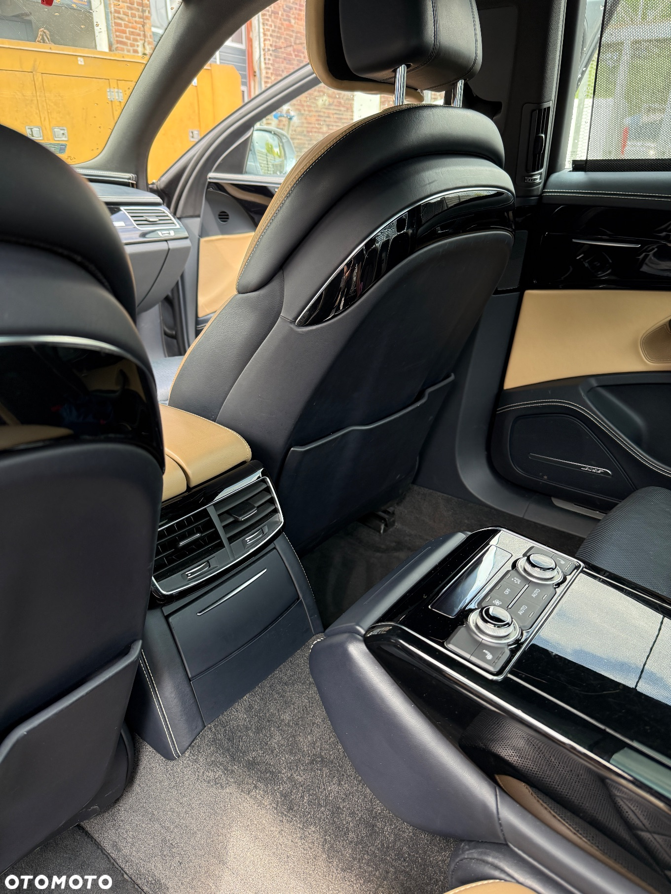 Audi A8 4.2 TDI clean diesel L Quattro - 11