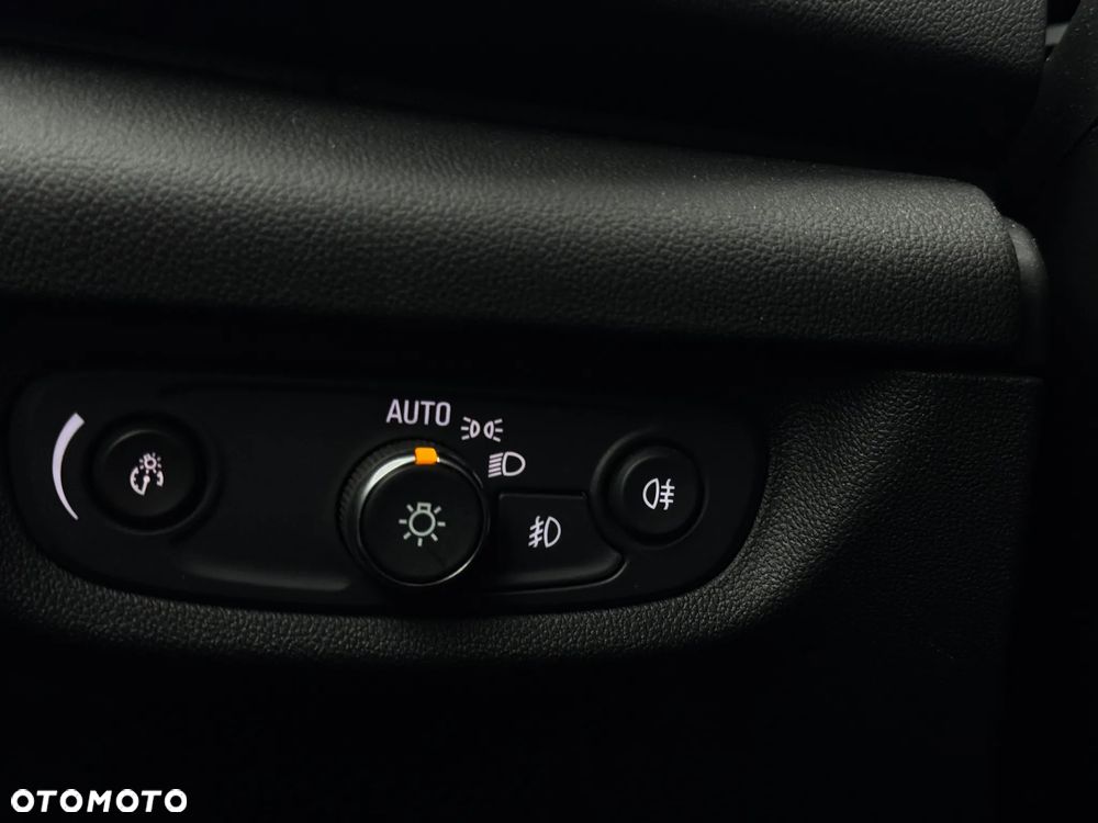 Opel Insignia 2.0 CDTI Elegance S&S - 18