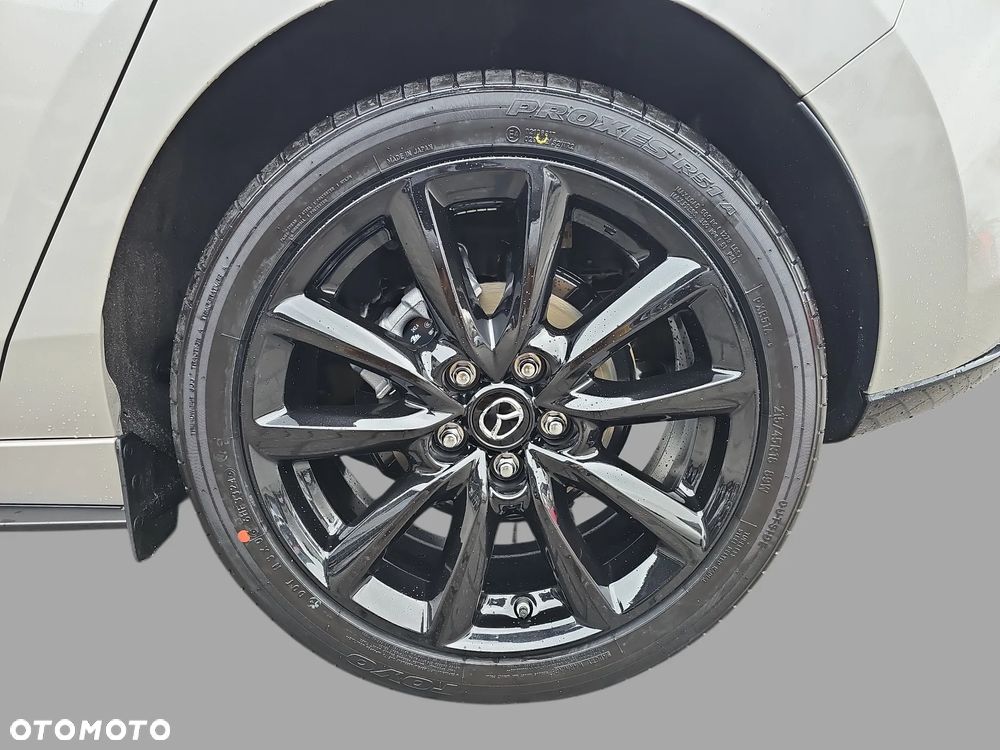 Mazda 3 - 10