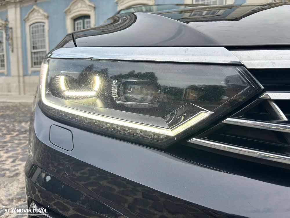 VW Passat Variant 1.6 TDI Highline DSG - 12