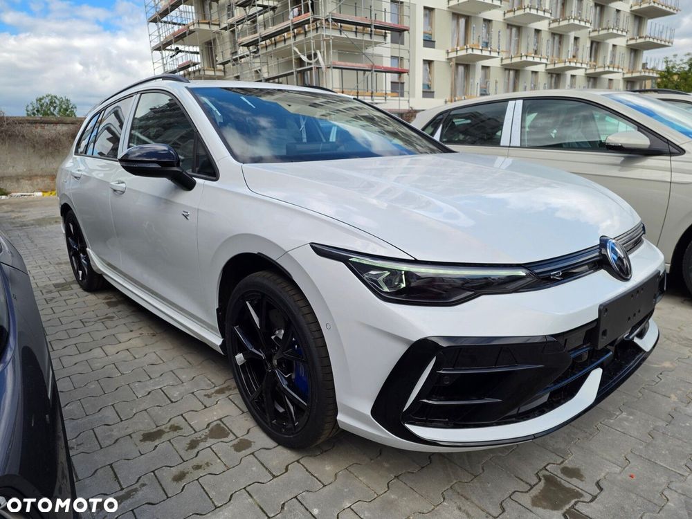 Volkswagen Golf - 5