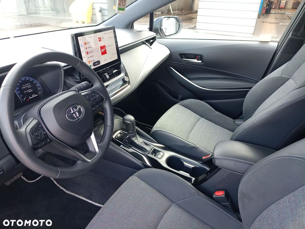 Toyota Corolla 1.8 Hybrid Style - 9