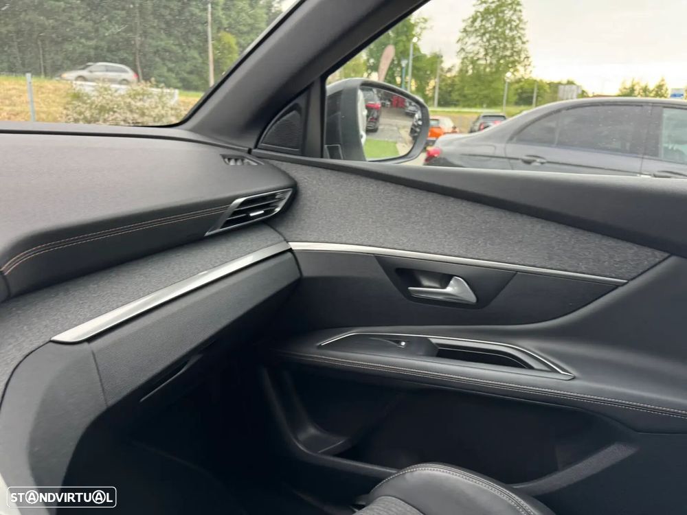 Peugeot 3008 1.6 BlueHDi GT Line EAT6 - 17