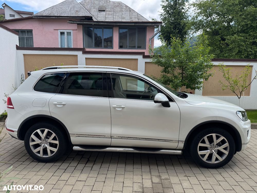 Volkswagen Touareg - 2