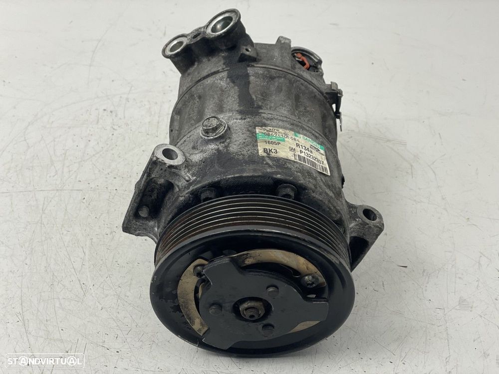 Compressor de ar condicionado Usado OPEL INSIGNIA A 2.0 CDTI REF. P13232307 MOTO... - 2