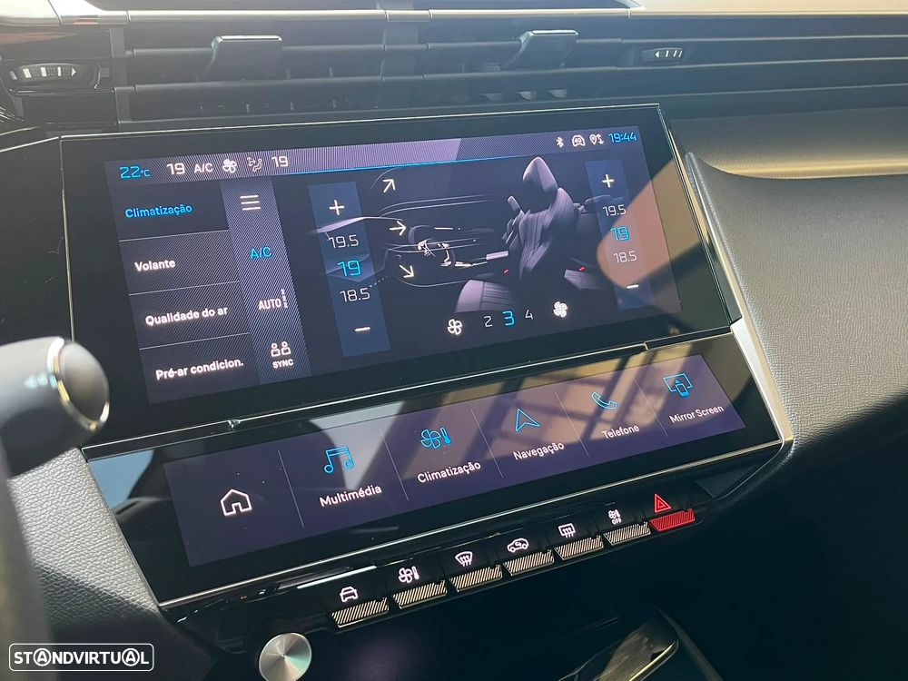 Peugeot 408 1.6 Hybrid GT e-EAT8 - 27