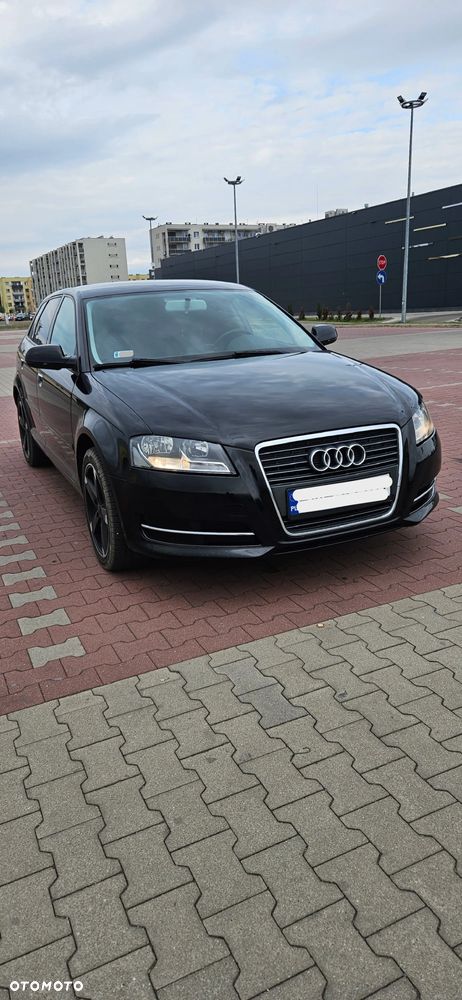 Audi A3 Sportback 1.6 TDI DPF Attraction - 1