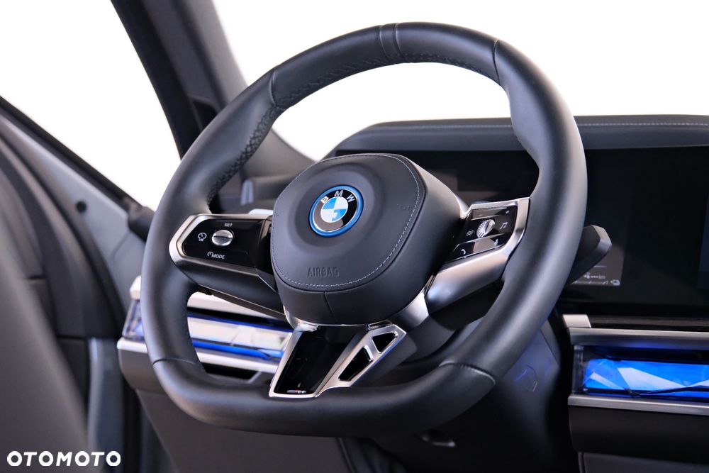 BMW Seria 7 - 40