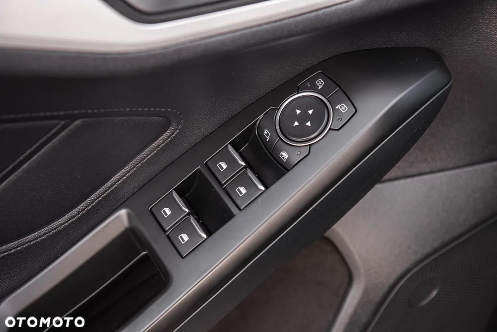 Ford Focus 1.5 EcoBlue Start-Stopp-System TITANIUM - 16