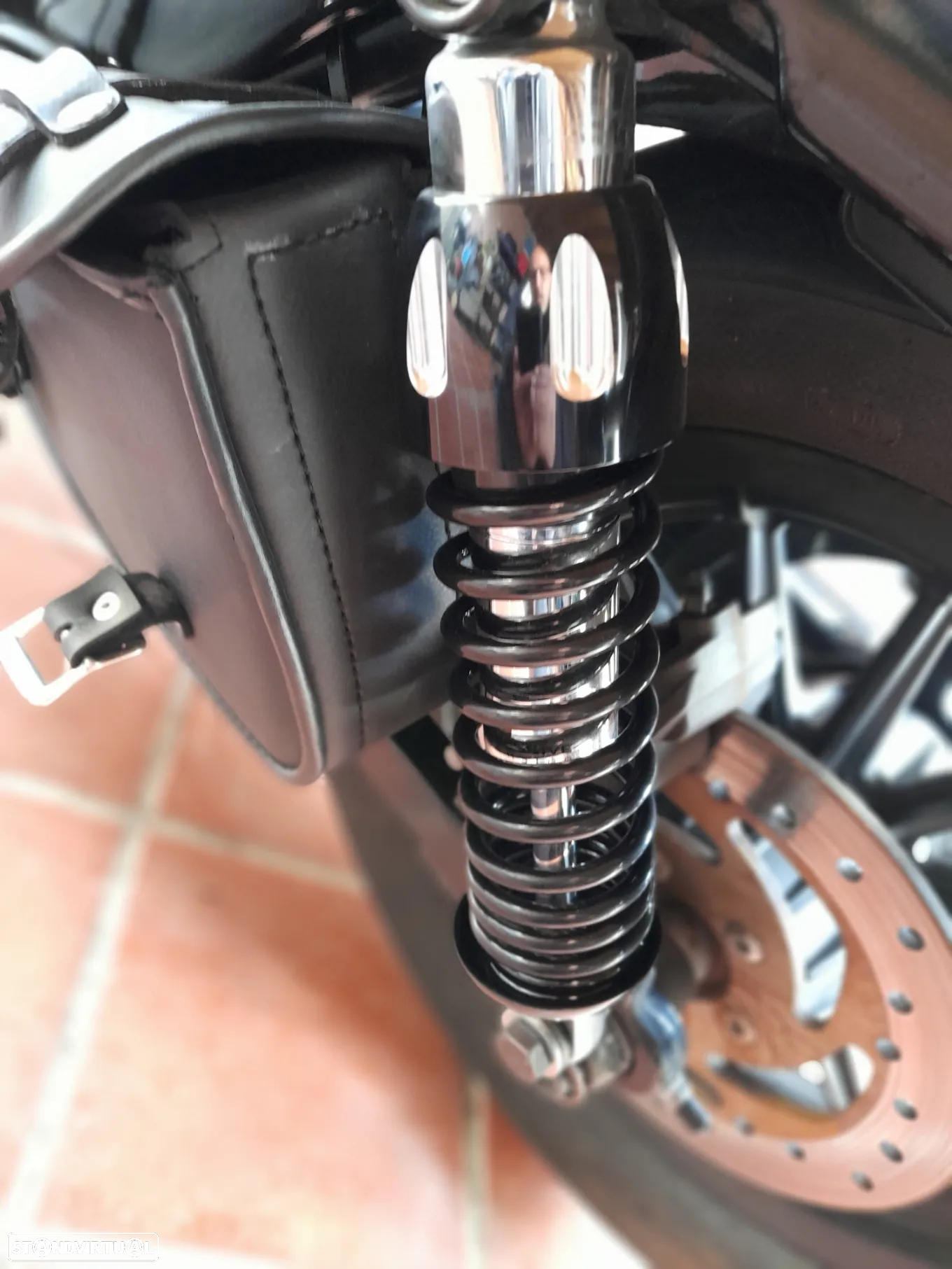 Harley-Davidson 883 XL 2 - 6