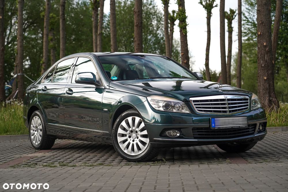 Mercedes-Benz Klasa C 300 7G-TRONIC SPORT EDITION - 21