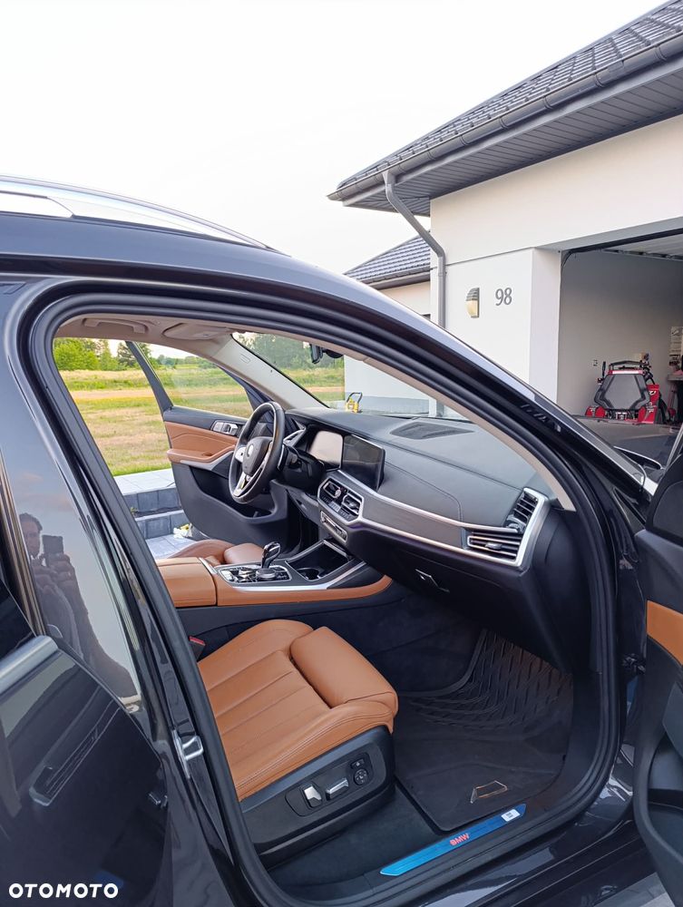 BMW X7 xDrive40i - 10