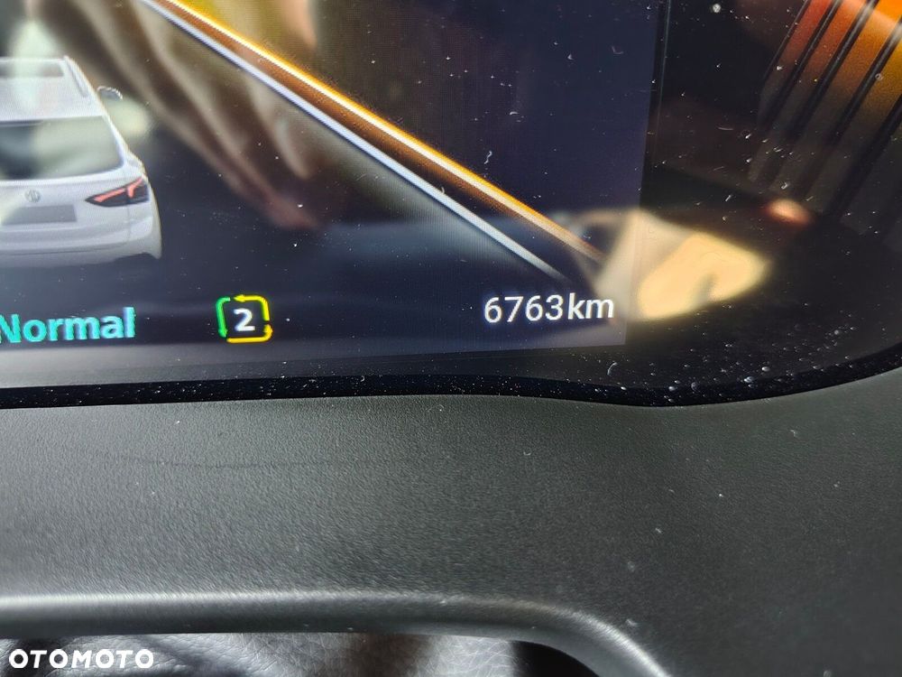 MG ZS Hybrid+ - 21