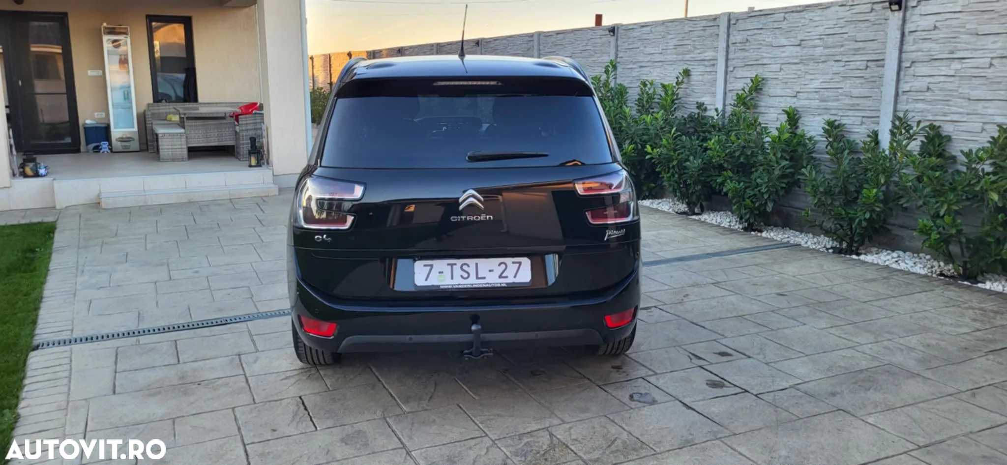 Citroën C4 Grand Picasso - 12
