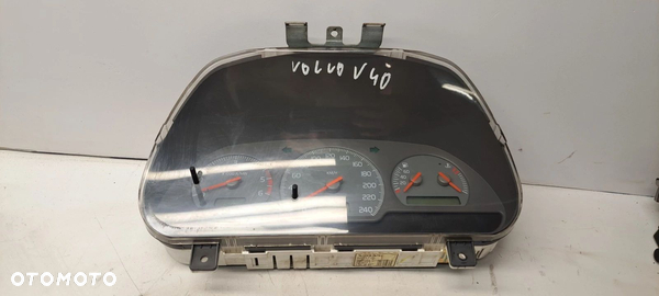 LICZNIK ZEGAR VOLVO V40 S40 8601710