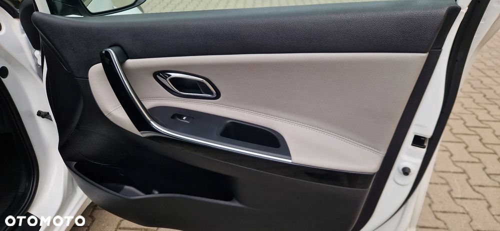Kia Ceed 1.6 GDI Dream Team Edition - 15