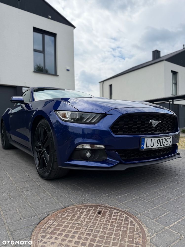 Ford Mustang 2.3 EcoBoost - 28