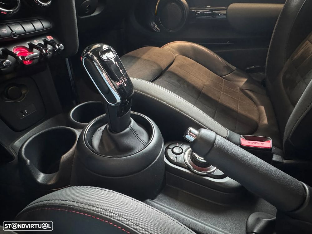 MINI Cabrio Cooper Auto - 30