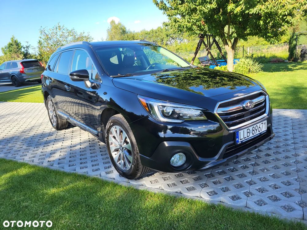 Subaru Outback - 1