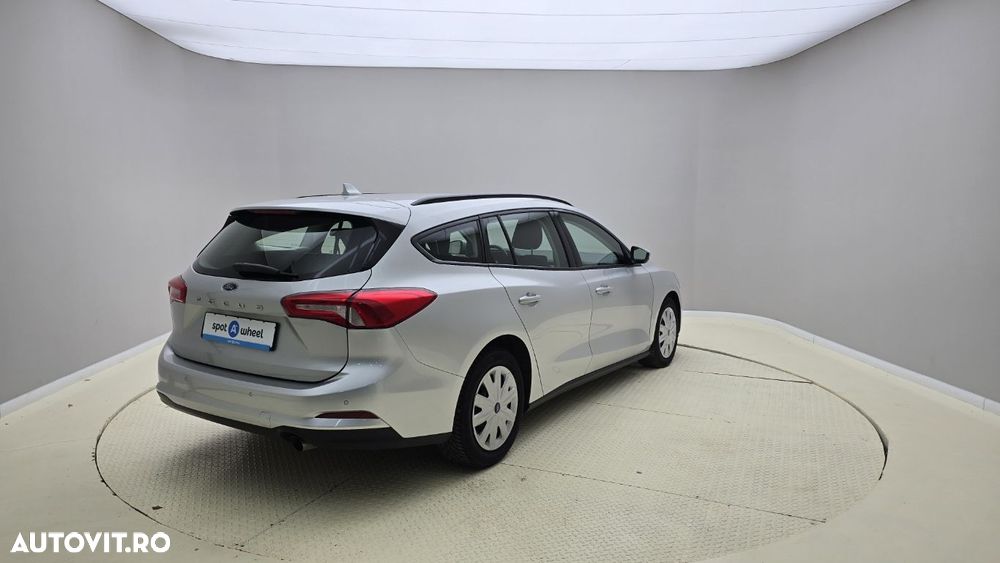 Ford Focus 1.5 EcoBlue Active - 6
