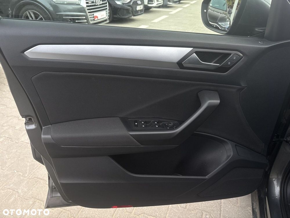 Volkswagen T-Roc 1.5 TSI Life DSG - 13