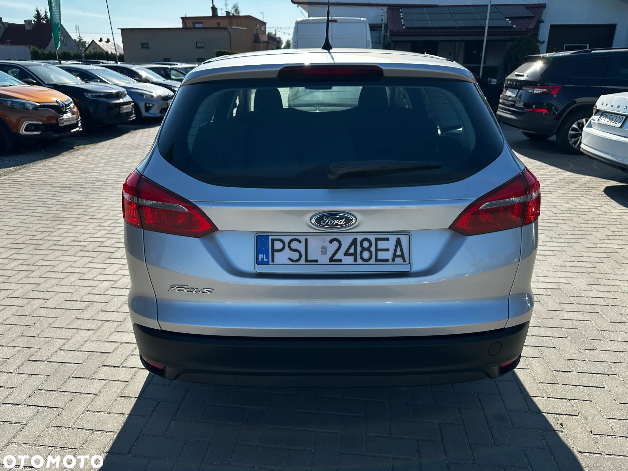 Ford Focus - 32