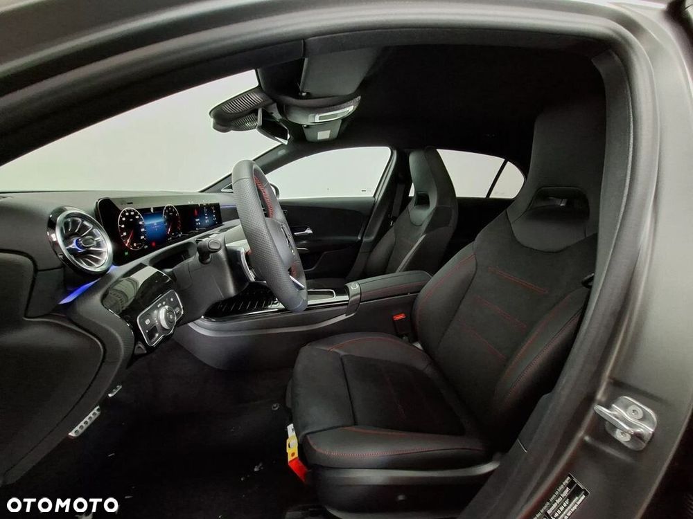 Mercedes-Benz A-Class 2025 photo 5