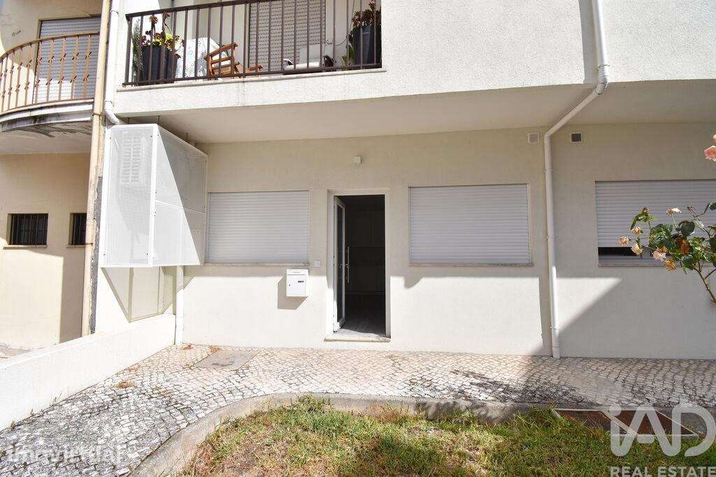 Apartamento T2 em Miranda do Corvo de 52 m2 - Grande imagem: 2/20