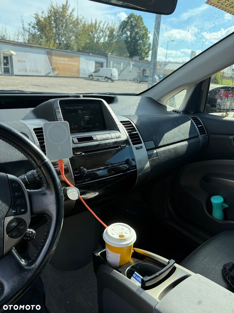 Toyota Prius - 11