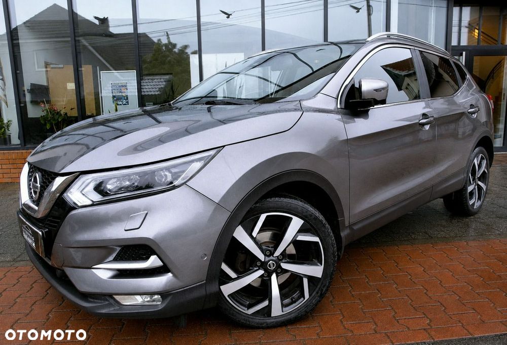 Nissan Qashqai 1.2 DIG-T Xtronic TEKNA+ - 32