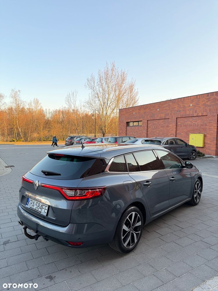 Renault Megane ENERGY TCe 140 EDC BOSE EDITION - 18